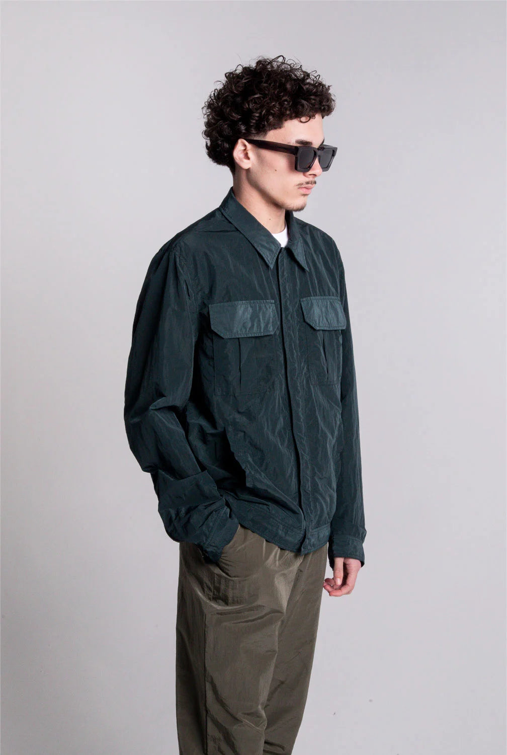 Theta-nylon-Lightweight-bomber-jacket-forest-green4