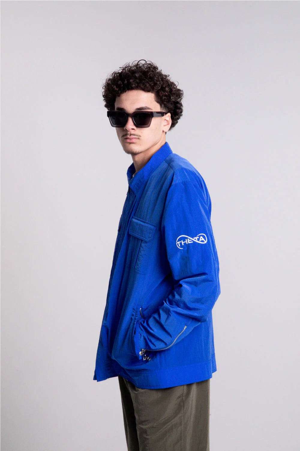 Theta-nylon-Lightweight-bomber-jacket-royal-blue2