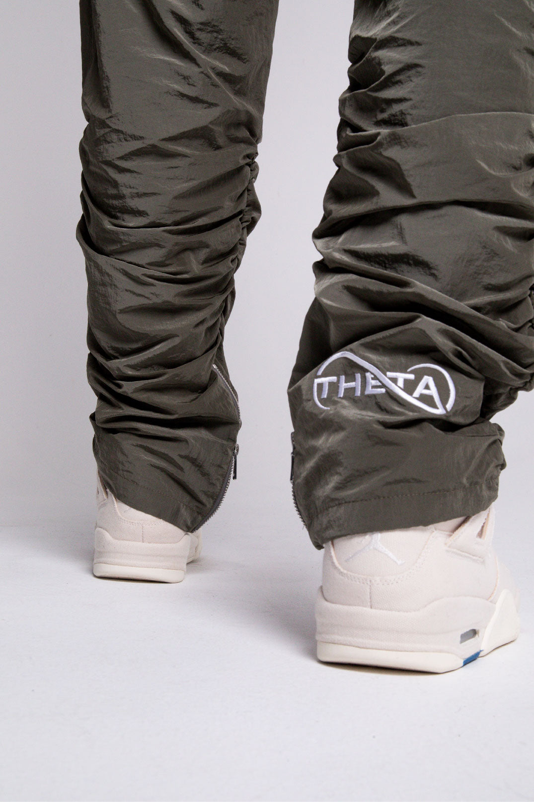 Theta-taperd-cargo-trouser-khaki-green4
