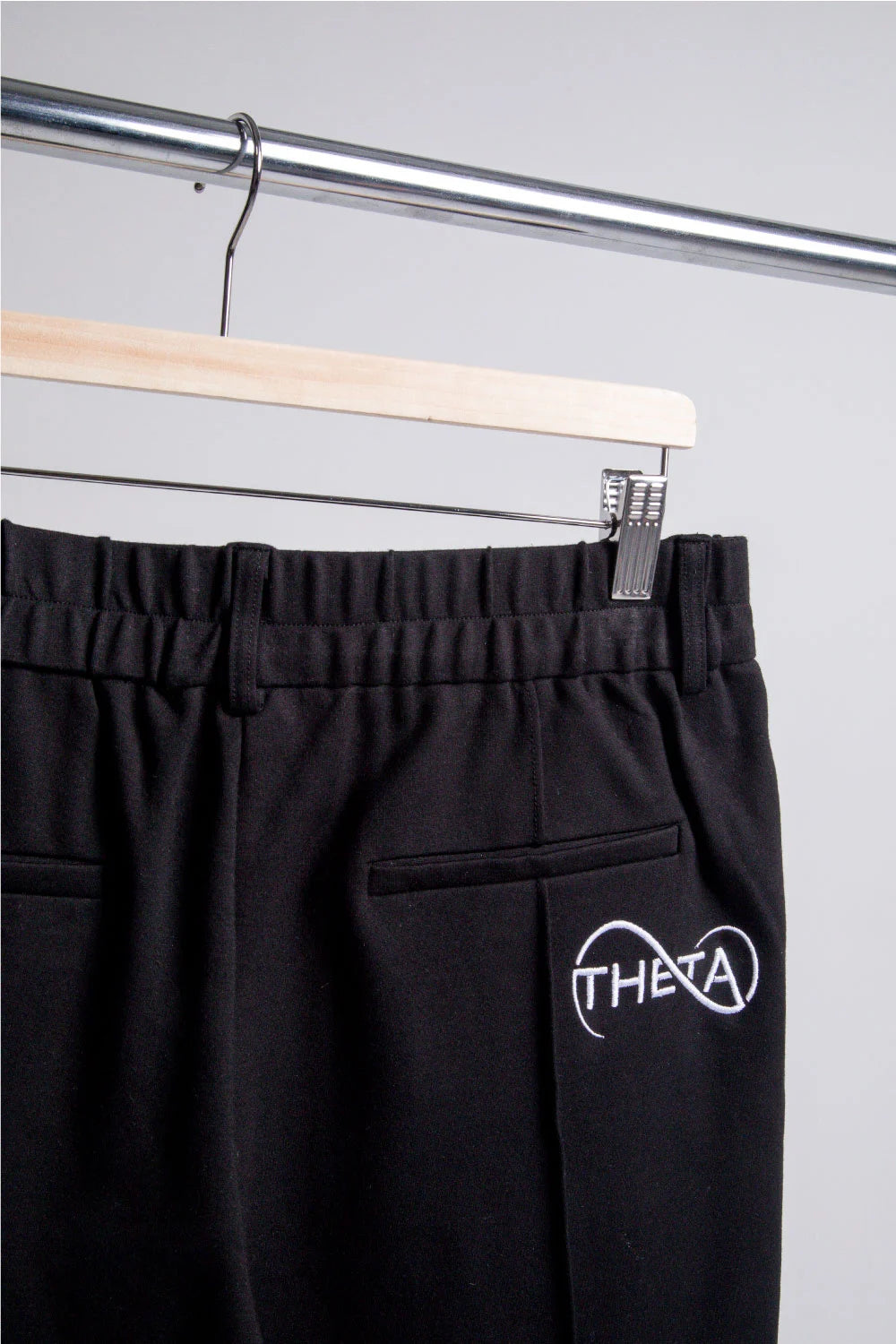 theta-blk-smart-taper-shorts2