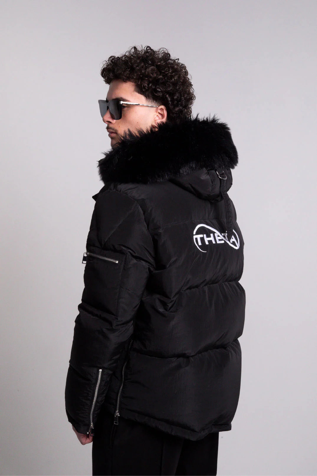 theta-duckdown-puffer-jacket-straight4