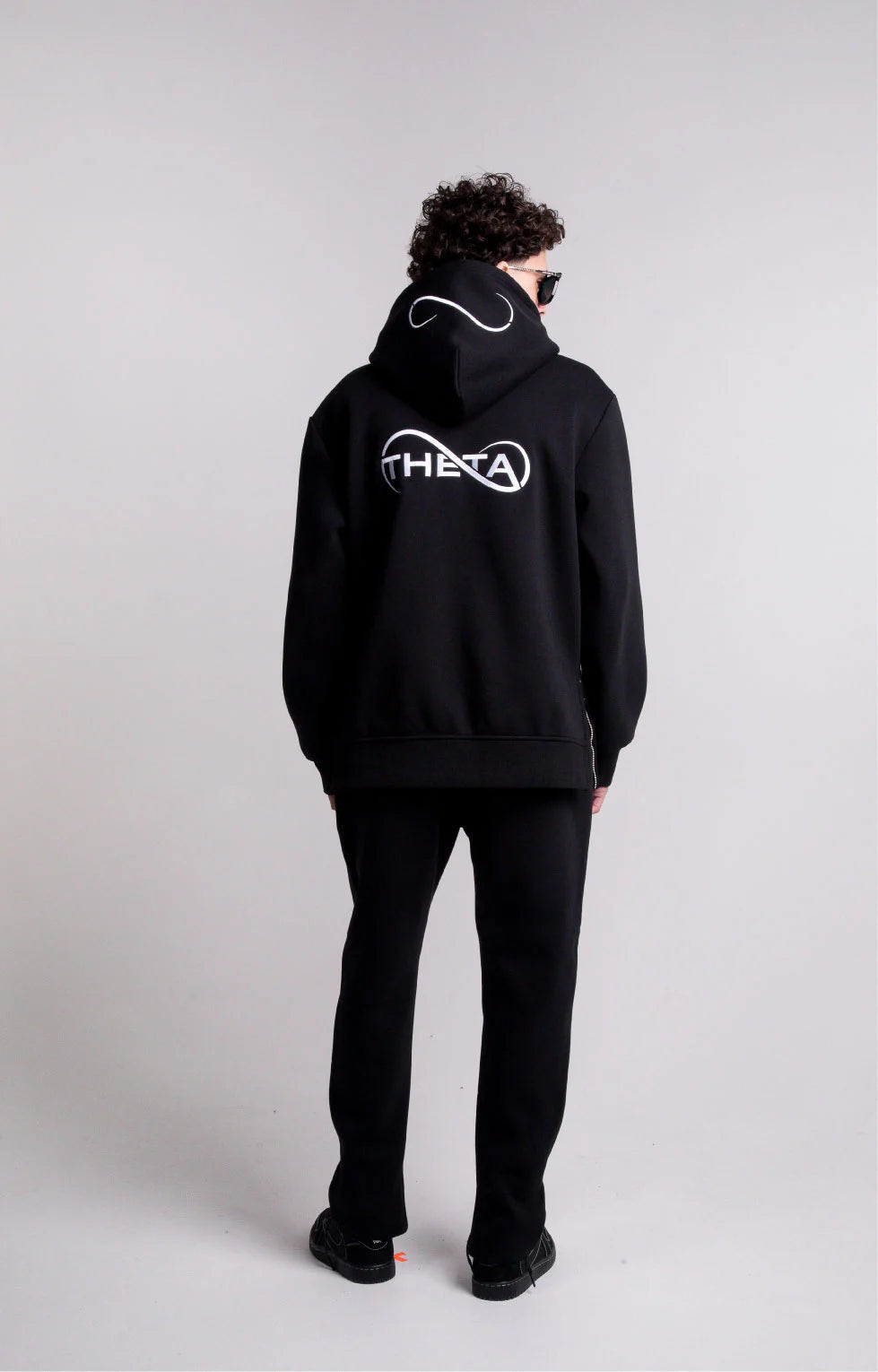 theta-embroidered-heavyweight-tracksuit-black-11