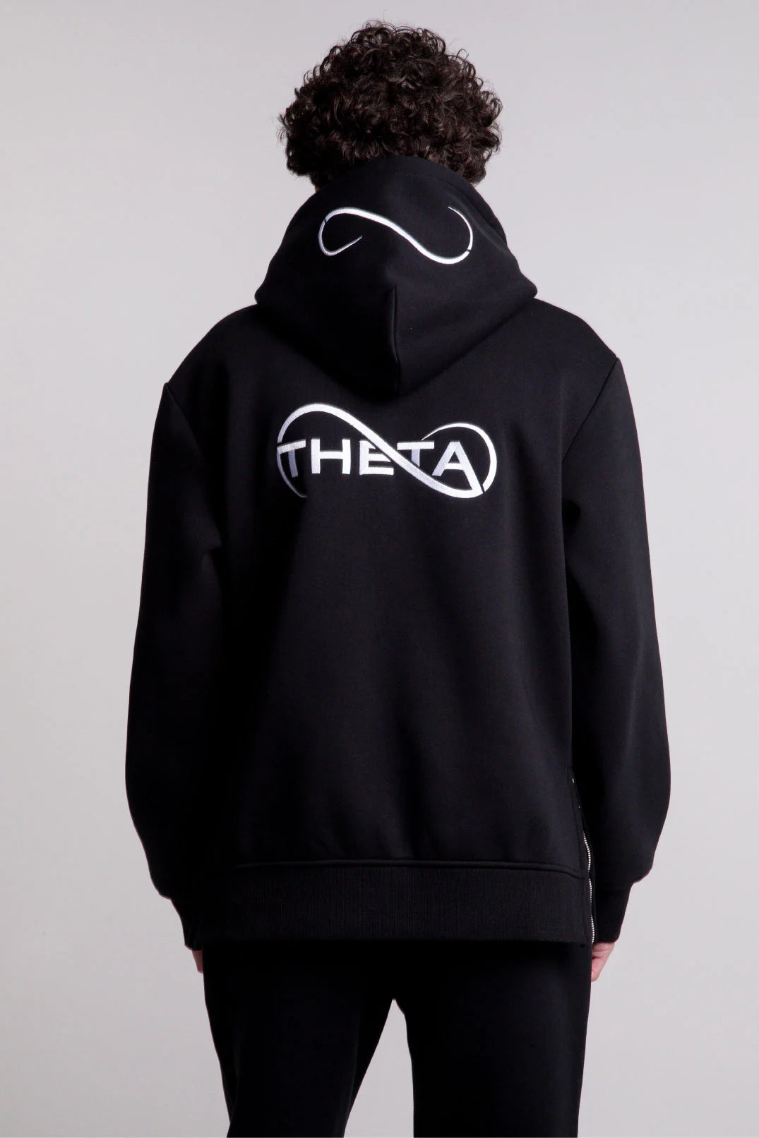 theta-embroidered-heavyweight-tracksuit-black-12