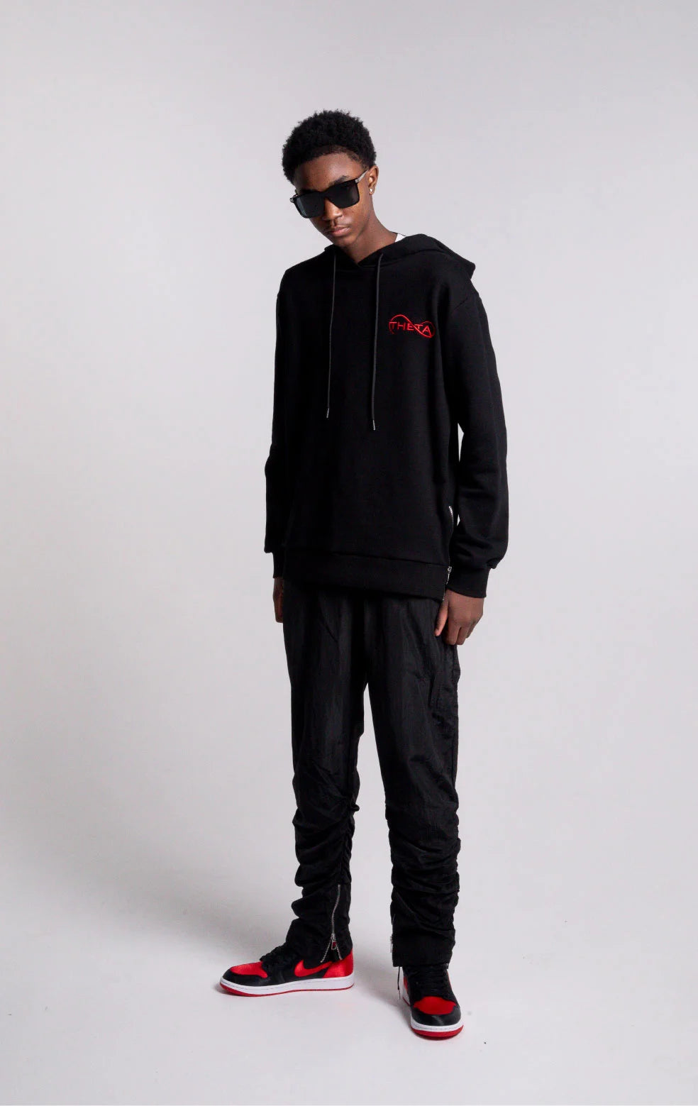 theta-embroidered-hoodie-black1